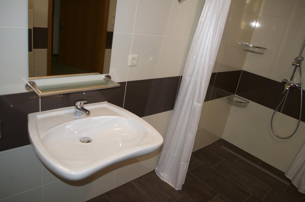 Gasthof & Pension Zum Himmel Rubenow Quarto foto