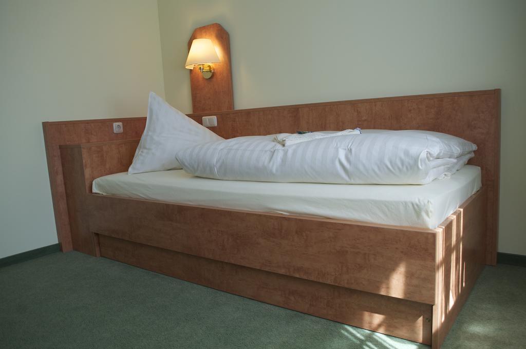Gasthof & Pension Zum Himmel Rubenow Quarto foto
