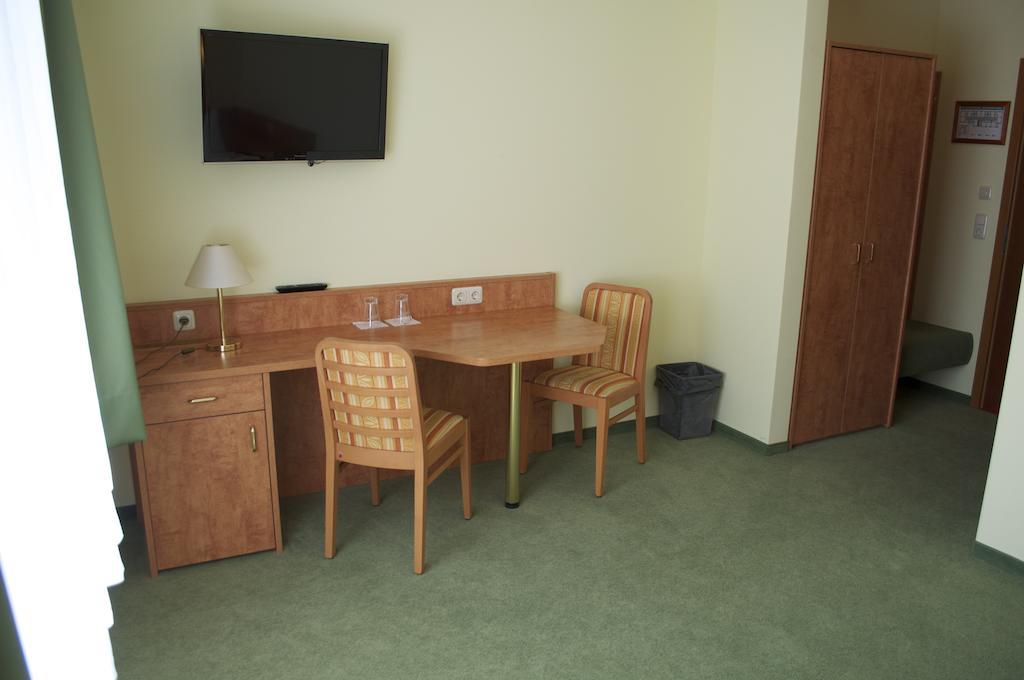 Gasthof & Pension Zum Himmel Rubenow Quarto foto