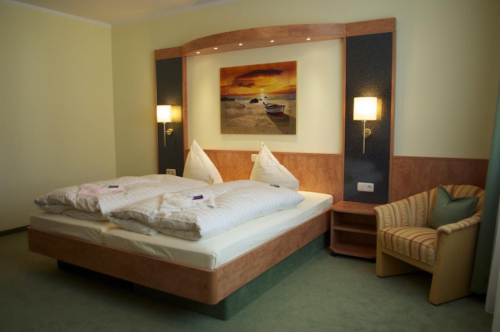 Gasthof & Pension Zum Himmel Rubenow Quarto foto