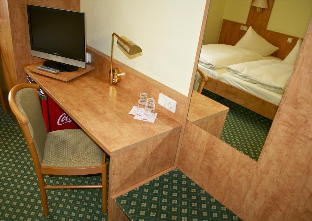 Gasthof & Pension Zum Himmel Rubenow Quarto foto